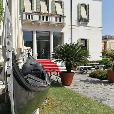 Hotel Ab Baretta Legnaro Eksteriør bilde