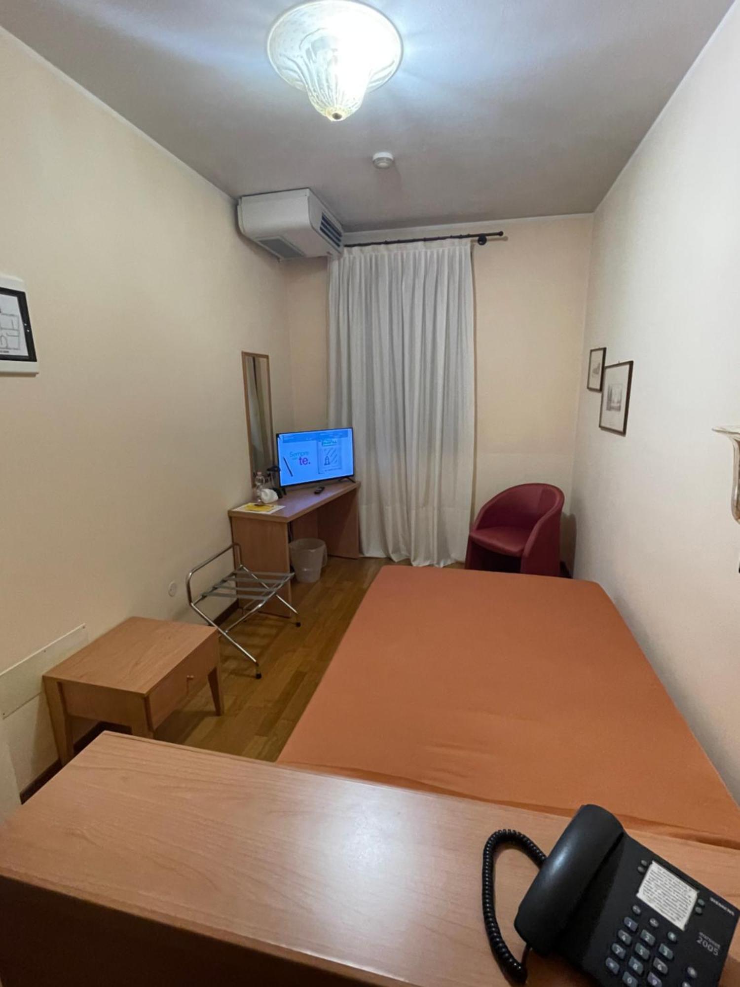 Hotel Ab Baretta Legnaro Eksteriør bilde