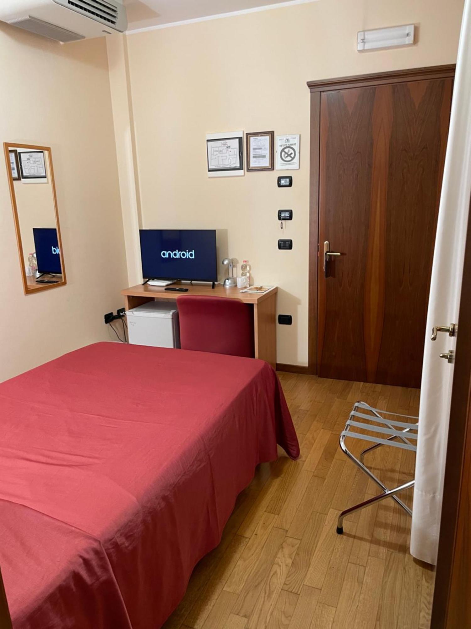 Hotel Ab Baretta Legnaro Eksteriør bilde